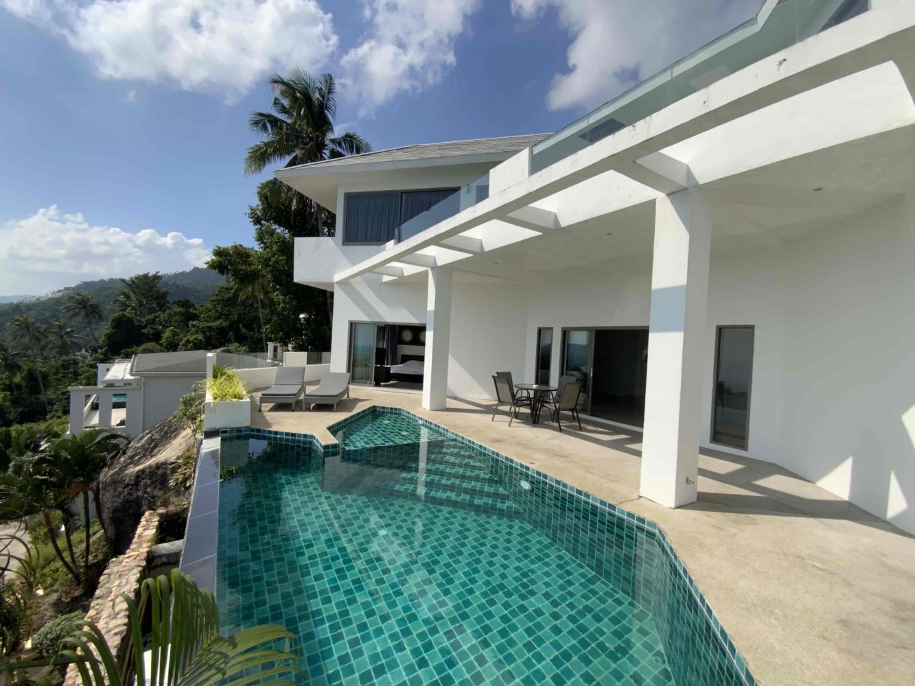 4 bedrooms House in Ko Samui, Thailand No. 26251