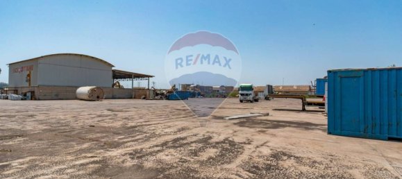 Terreno en Catania, Italy 12000 m² No. 337334 17