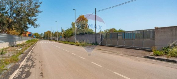 Terreno en Catania, Italy 12000 m² No. 337334 2