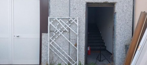 230m² Office in Monteriggioni, Italy No. 374898 19