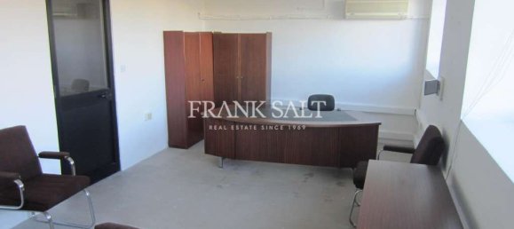 Büro in Msida, Malta 120m², Nr. 13535 2