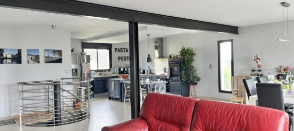 4 Schlafzimmer Haus in Castelginest, France, Nr. 335746 4