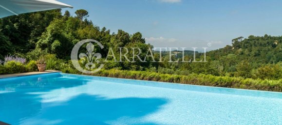 6 bedrooms House in Palaia, Italy No. 53709 8