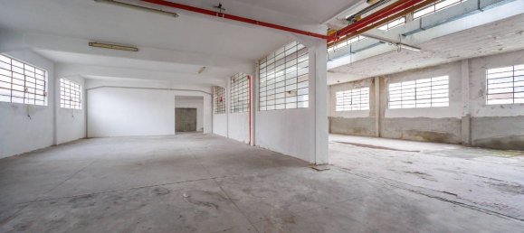 9000m² Warehouse in Moncalieri, Italy No. 55422 9