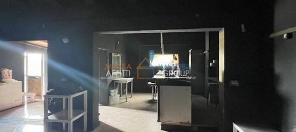 Коммерческая недвижимость с 1 комнатой в Масса, Италия № 351328 7