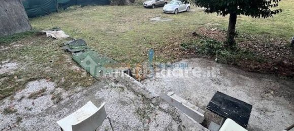 Коммерческая недвижимость с 1 комнатой в Масса, Италия № 351328 3