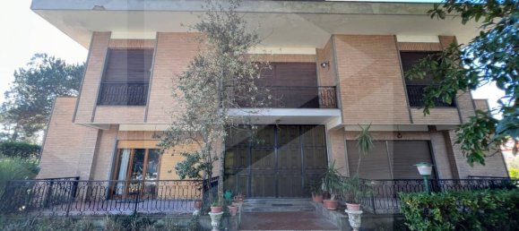 22-Zimmer Villa in Grottaferrata, Italy, Nr. 31010 16