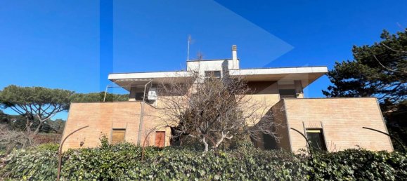 22-Zimmer Villa in Grottaferrata, Italy, Nr. 31010 6