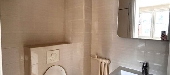 Studio in Pantin, France No. 328815 5