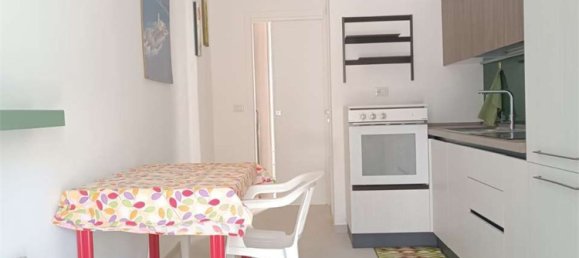 Studio in Bari, Italy, Nr. 297015 9