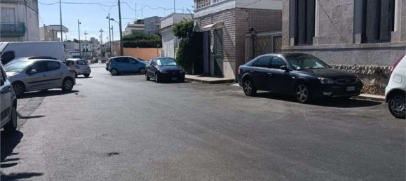 Studio in Bari, Italy, Nr. 297015 22