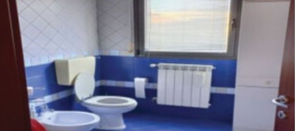 69m² Office in Rovigo, Italy No. 360450 13