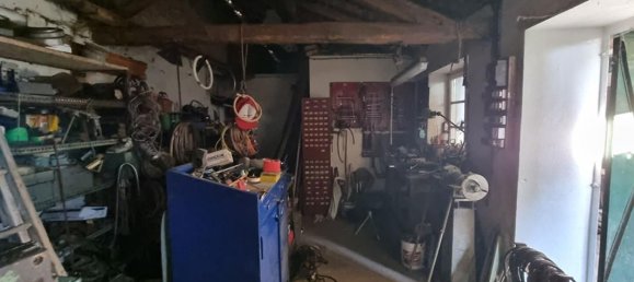 2 bedrooms House in Fourchambault, France No. 198818 6