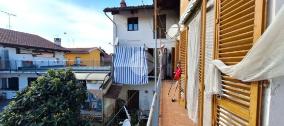 3غرفة شقة في Strambino, Italy رقم 121017 15