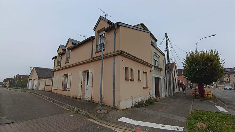 Casa de 3 dormitorios en Chartres, France No. 214363