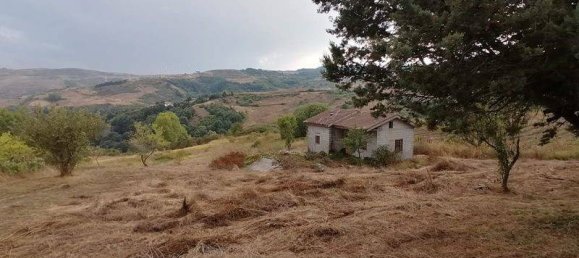 Entrepôt à Potenza, Italy 65m² No. 165834 3