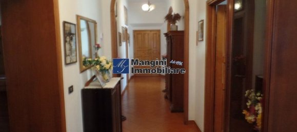 4 rooms Apartment in Livorno, Italy No. 261548 9
