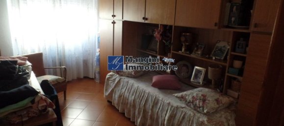 4 rooms Apartment in Livorno, Italy No. 261548 16