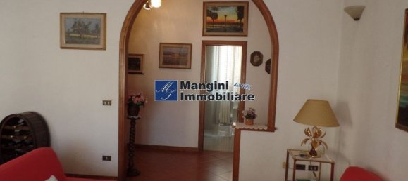 4 rooms Apartment in Livorno, Italy No. 261548 4