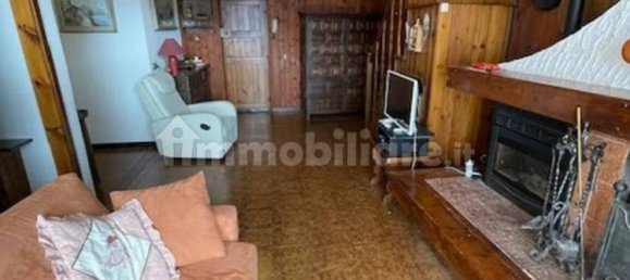 3 bedrooms Apartment in Cassina Valsassina, Italy No. 327303 2