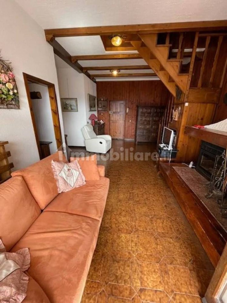 3 bedrooms Apartment in Cassina Valsassina, Italy No. 327303