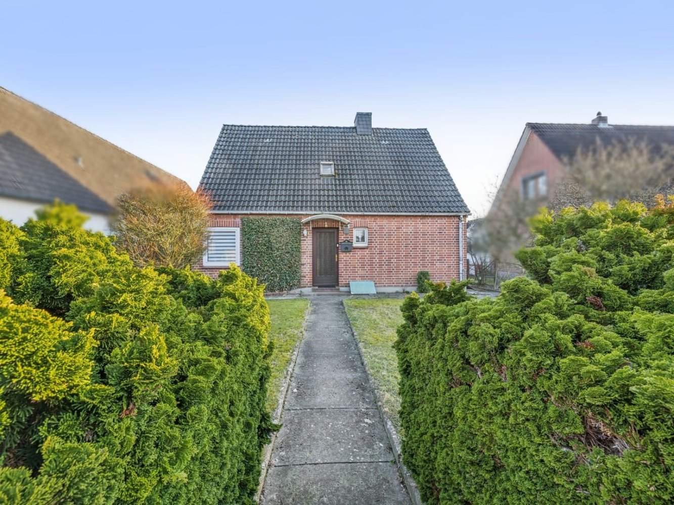 6 rooms House in Schleswig-Holstein, Germany No. 81904