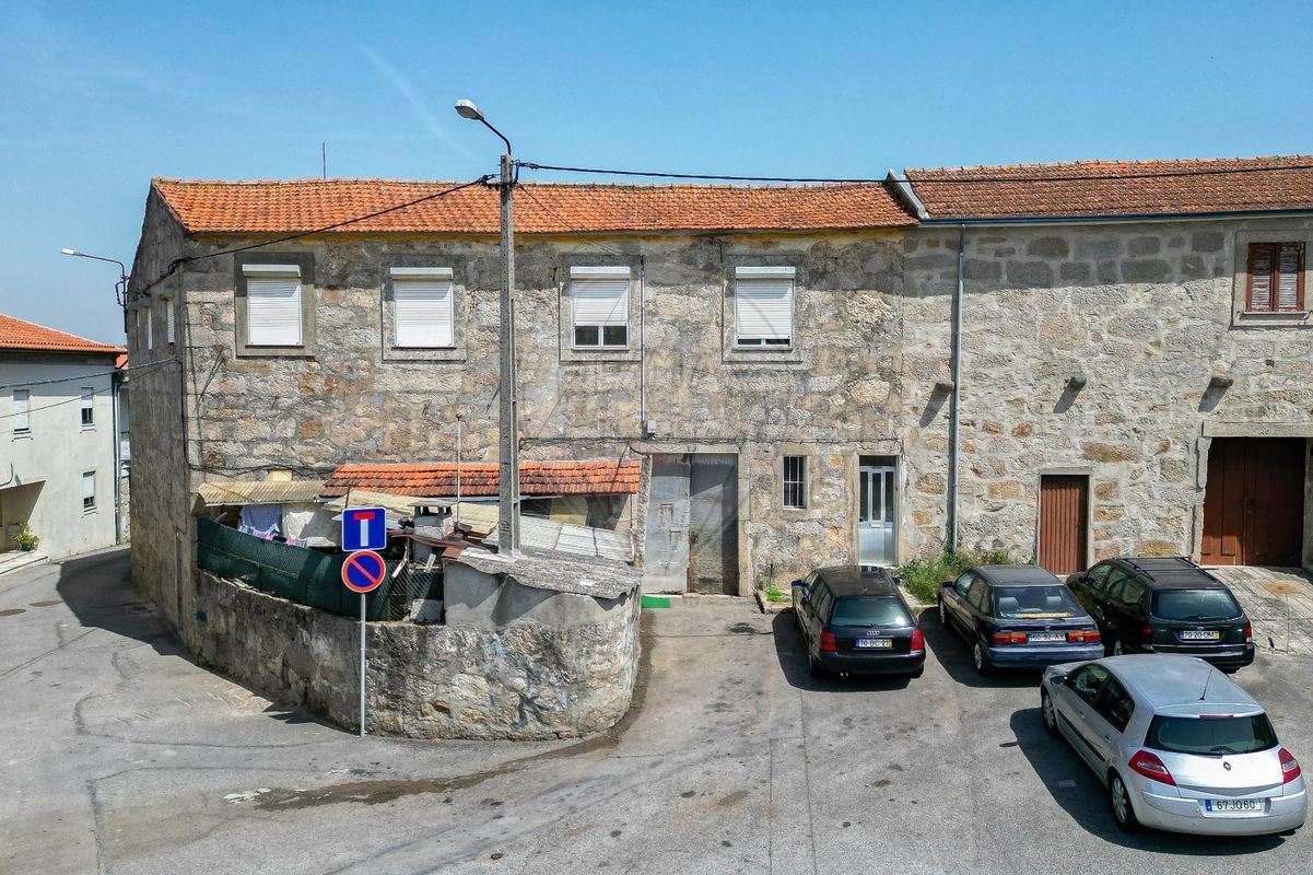 5 bedrooms House in Sao Mamede de Infesta, Portugal No. 26829