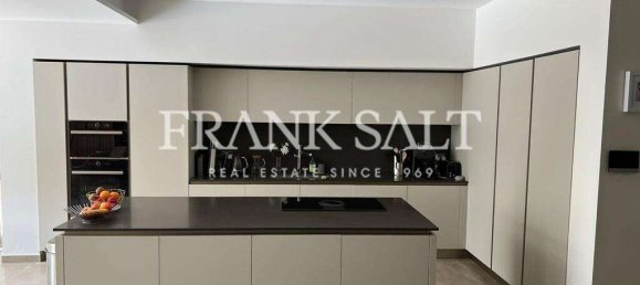 4 bedrooms Villa in Balzan, Malta No. 10218 6