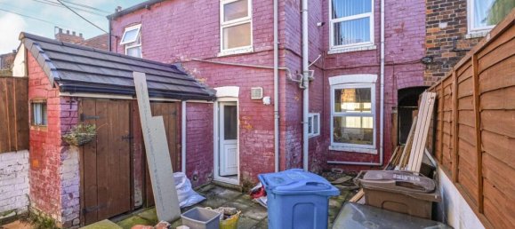 Casa de 2 dormitorios en Kingston upon Hull, United Kingdom No. 2152 9