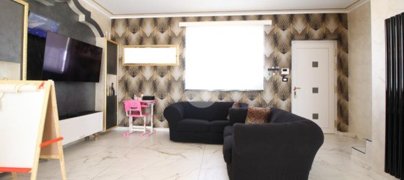 4 rooms Villa in Brandizzo, Italy No. 19976 3