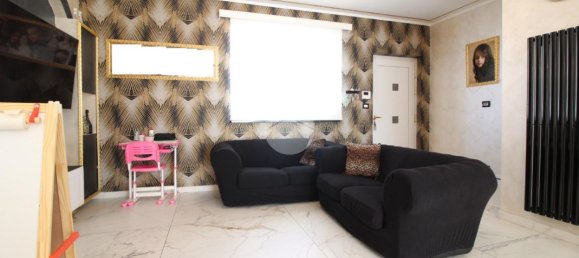 4 rooms Villa in Brandizzo, Italy No. 19976 2