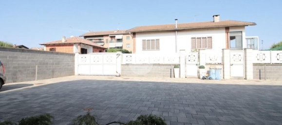 4 rooms Villa in Brandizzo, Italy No. 19976 28