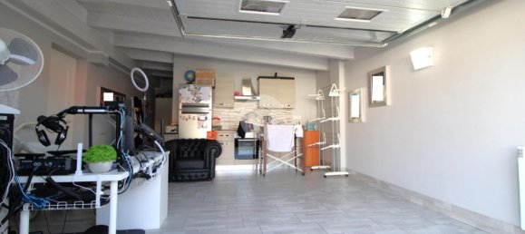 4 rooms Villa in Brandizzo, Italy No. 19976 10