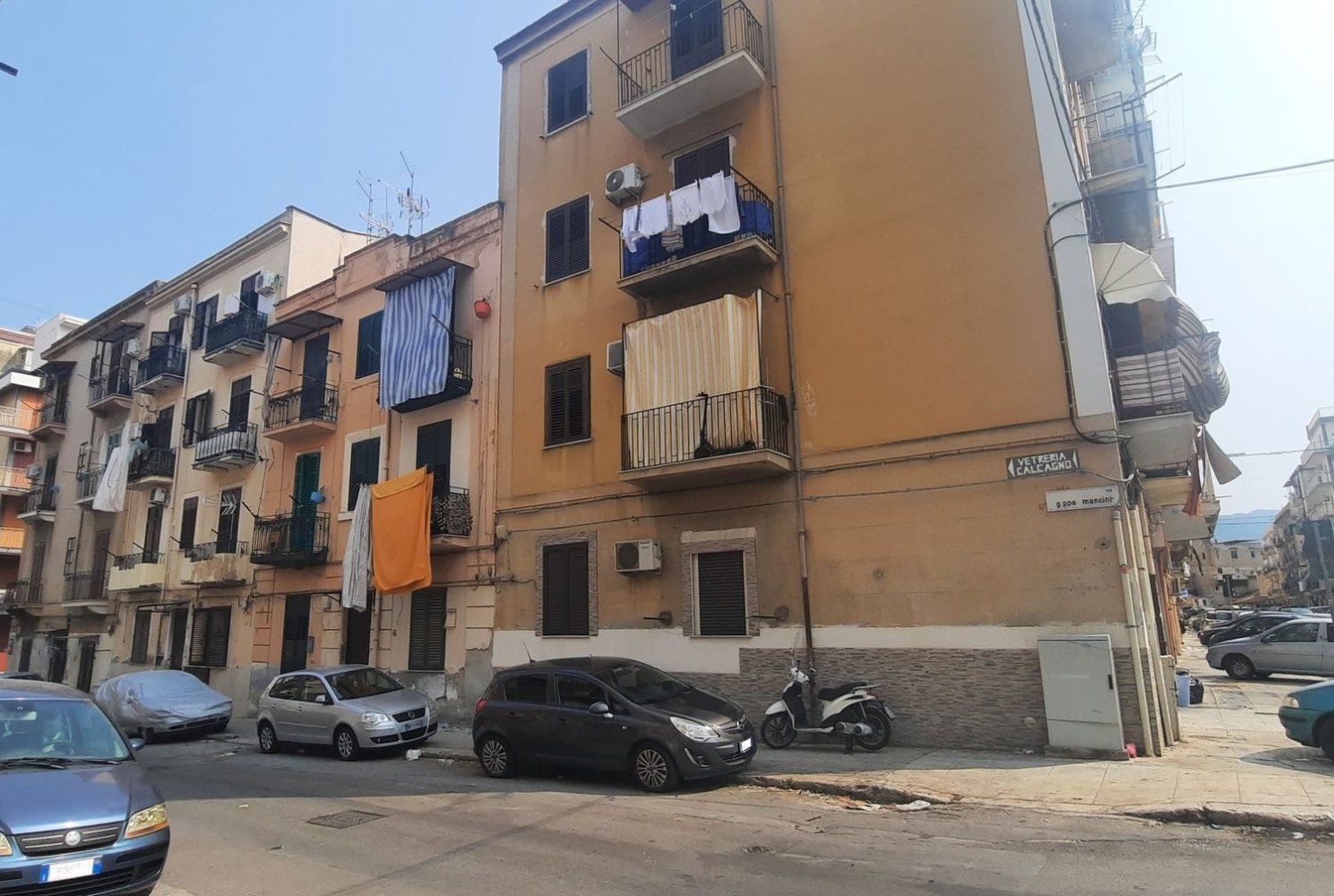 Apartamento T2 em Palermo, Italy N.º 400139
