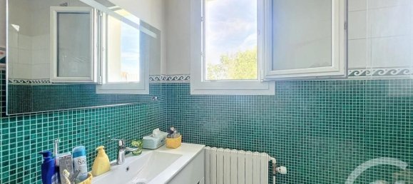 4 غرف نوم منزل في Saint-Mesmin, France رقم 252048 13