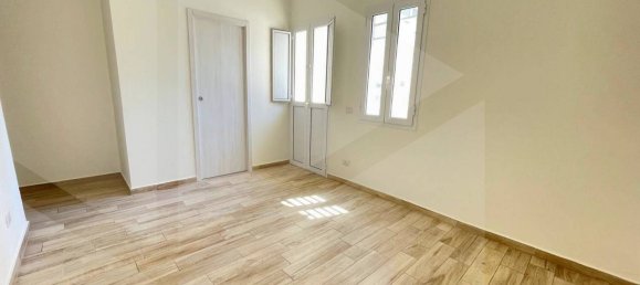 2 rooms Apartment in Bari, Italy No. 33865 17