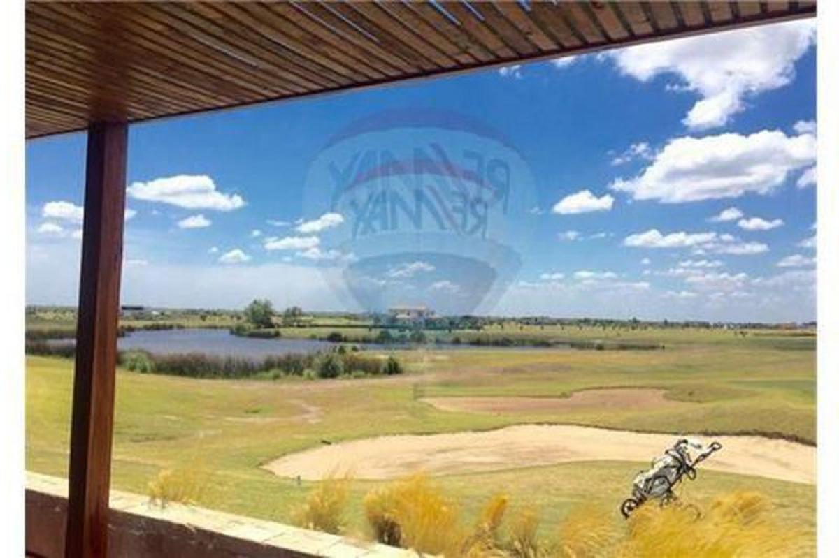  Land in Escobar, Argentina No. 121659