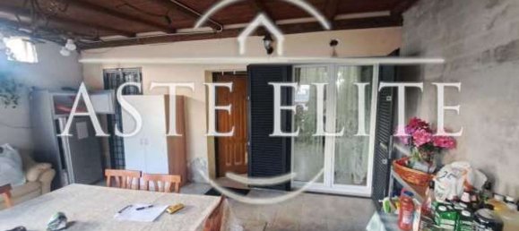 6 rooms Apartment in Ardea, Italy No. 13080 4