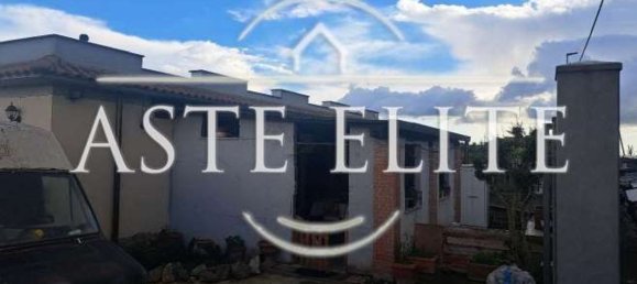 6 rooms Apartment in Ardea, Italy No. 13080 2