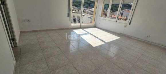 3 Schlafzimmer Wohnung in Tona, Spain, Nr. 170855 10