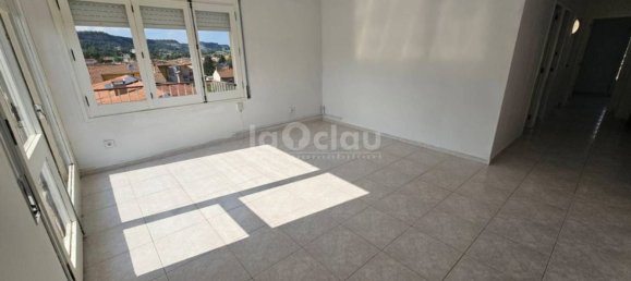 3 Schlafzimmer Wohnung in Tona, Spain, Nr. 170855 8