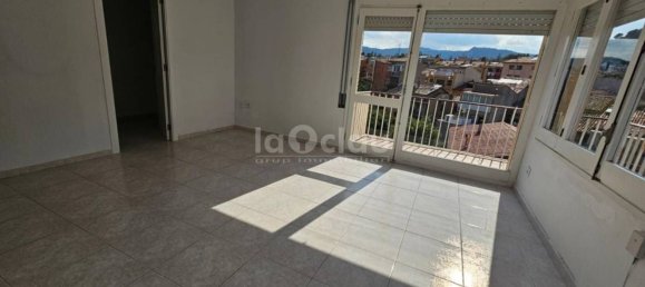 3 Schlafzimmer Wohnung in Tona, Spain, Nr. 170855 9