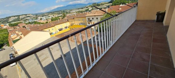 3 Schlafzimmer Wohnung in Tona, Spain, Nr. 170855 2