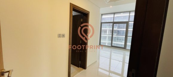 Apartamento T1 em Dubai, UAE N.º 24535 6