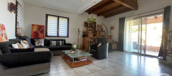 Вилла с 5 спальнями в Пента-ди-Казинка, Франция № 221046 3