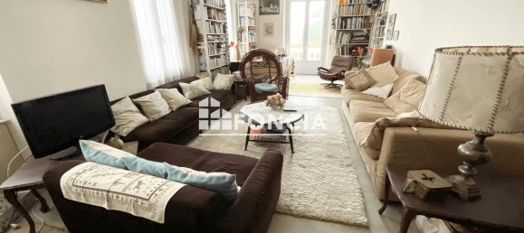 2 bedrooms Apartment in Saint-Raphael, France No. 298033 5