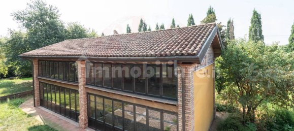 Дом с 8 спальнями в Кьяри, Италия № 121602 20