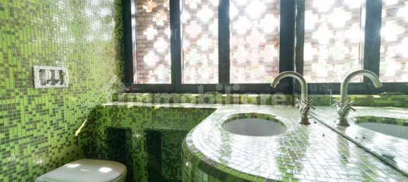 Дом с 8 спальнями в Кьяри, Италия № 121602 39