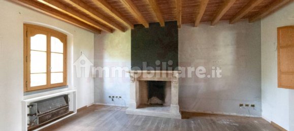 Дом с 8 спальнями в Кьяри, Италия № 121602 30