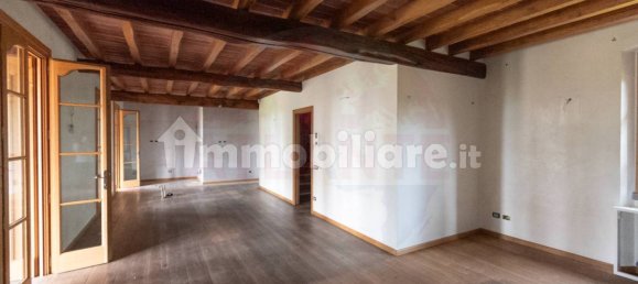 Дом с 8 спальнями в Кьяри, Италия № 121602 31